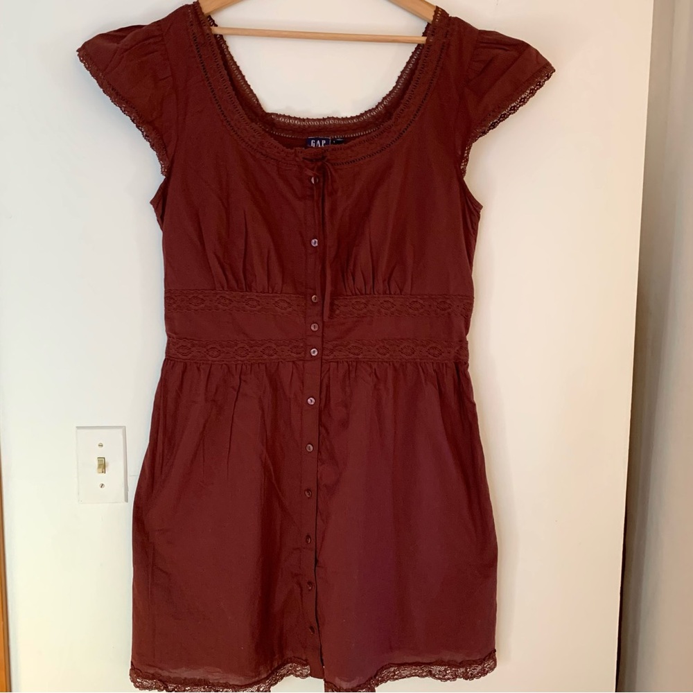 GAP Women's Burgundy Button-Front Lace Trim Dress